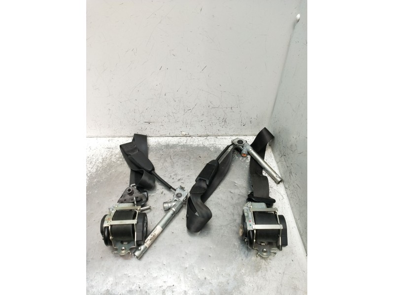 Recambio de juego cinturones delantero para renault scénic iii (jz0/1_) 1.5 dci (jz02, jz0r) referencia OEM IAM  5P 2009