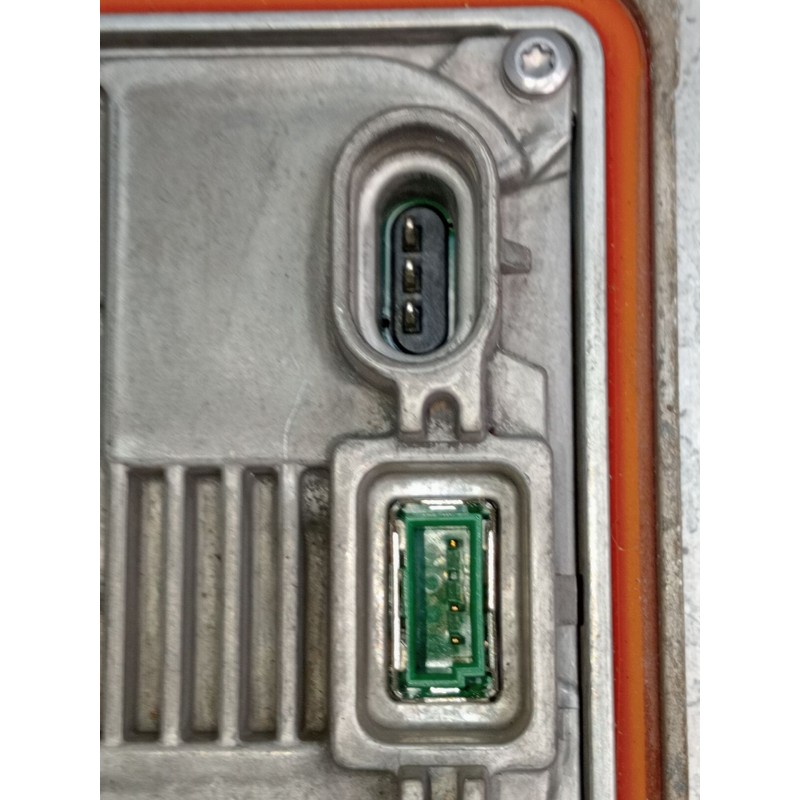 Recambio de centralita faros xenon para land rover discovery sport (l550) 2.0 d 4x4 referencia OEM IAM 10R044663  2015