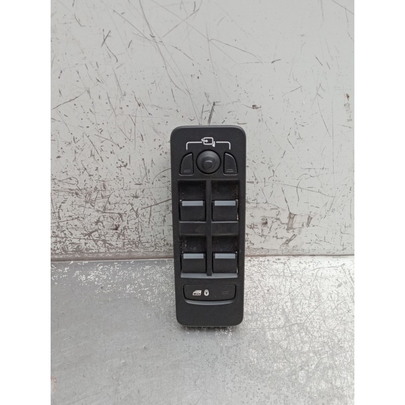 Recambio de mando elevalunas delantero izquierdo para land rover discovery sport (l550) 2.0 d 4x4 referencia OEM IAM FK7214540AC