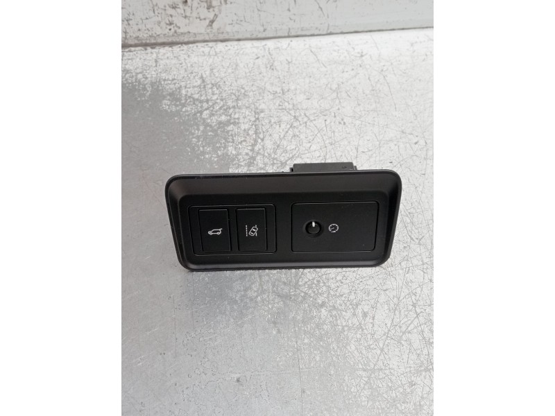 Recambio de mando multifuncion para land rover discovery sport (l550) 2.0 d 4x4 referencia OEM IAM GK7211654DB 1ADSAL550B 244751