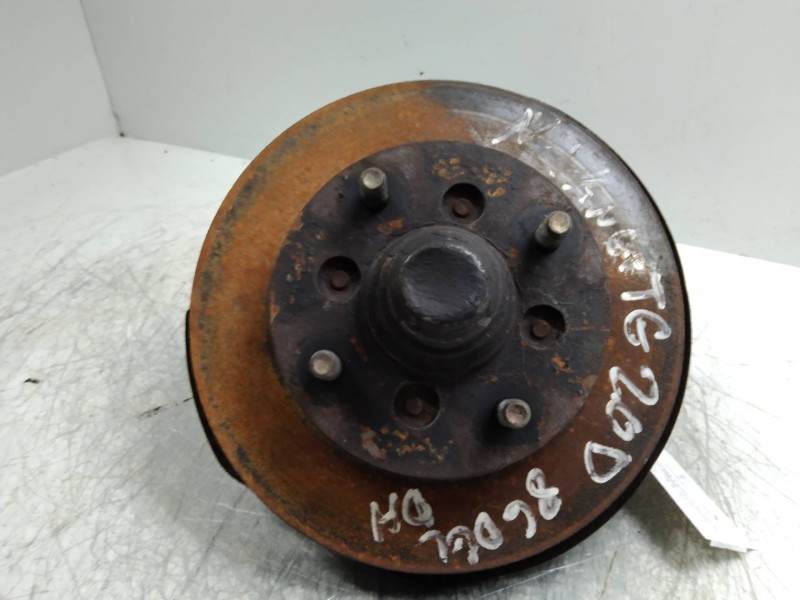 Recambio de mangueta delantera derecha para nissan vanette (c 220) 2.0 diesel referencia OEM IAM   