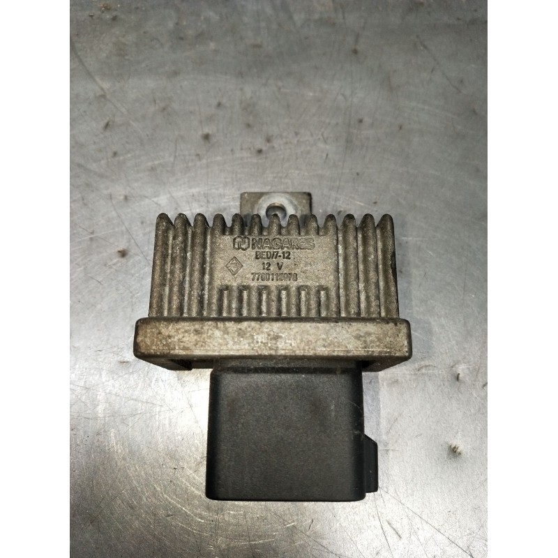 Recambio de caja precalentamiento para renault espace iv (jk0/1_) 2.2 dci (jk0h) referencia OEM IAM 7700115078  2003