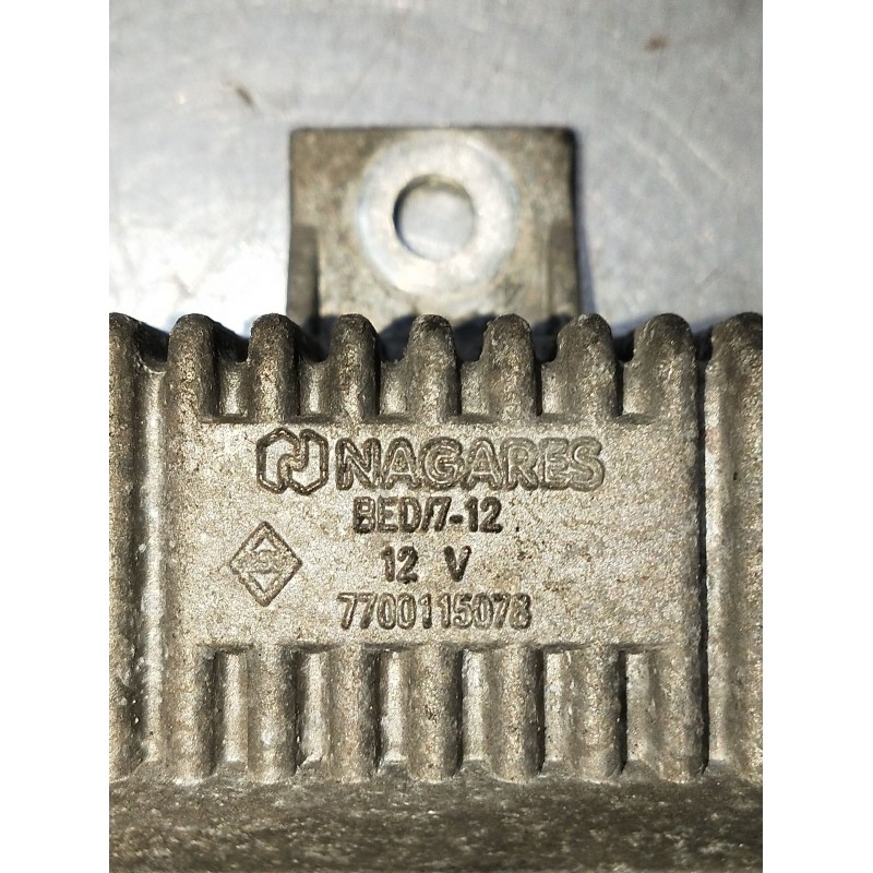 Recambio de caja precalentamiento para renault espace iv (jk0/1_) 2.2 dci (jk0h) referencia OEM IAM 7700115078  2003