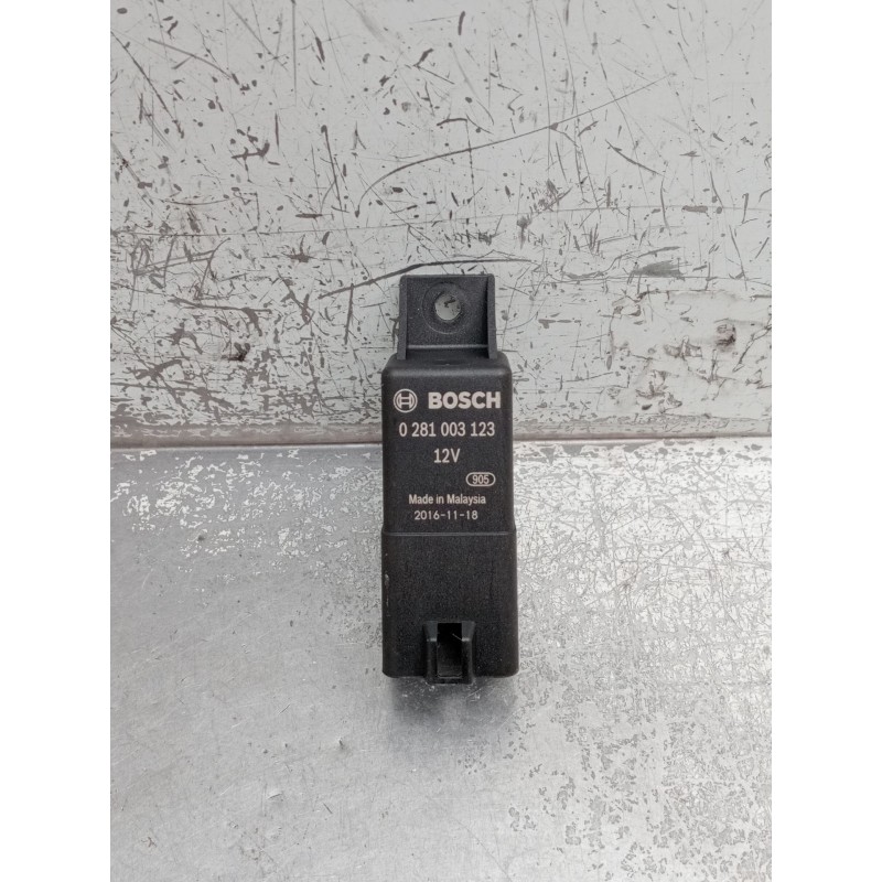 Recambio de caja precalentamiento para land rover discovery sport (l550) 2.0 d 4x4 referencia OEM IAM FX23189E2AC 0281003123 201