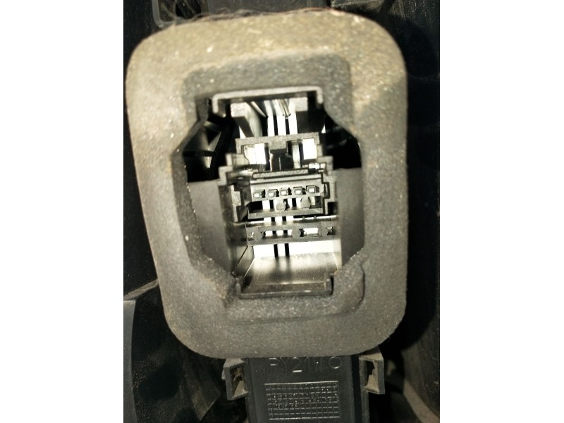 Recambio de piloto trasero derecho para renault espace iv (jk0/1_) 2.2 dci (jk0h) referencia OEM IAM   2003