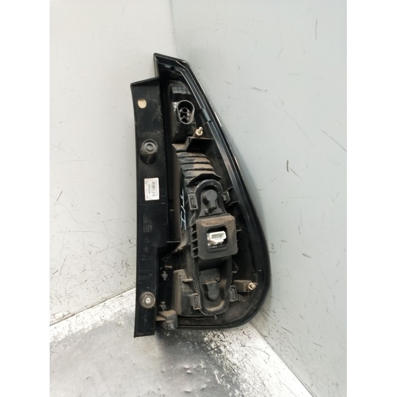 Recambio de piloto trasero izquierdo para renault scénic iii (jz0/1_) 1.5 dci (jz02, jz0r) referencia OEM IAM 265558940R  2009