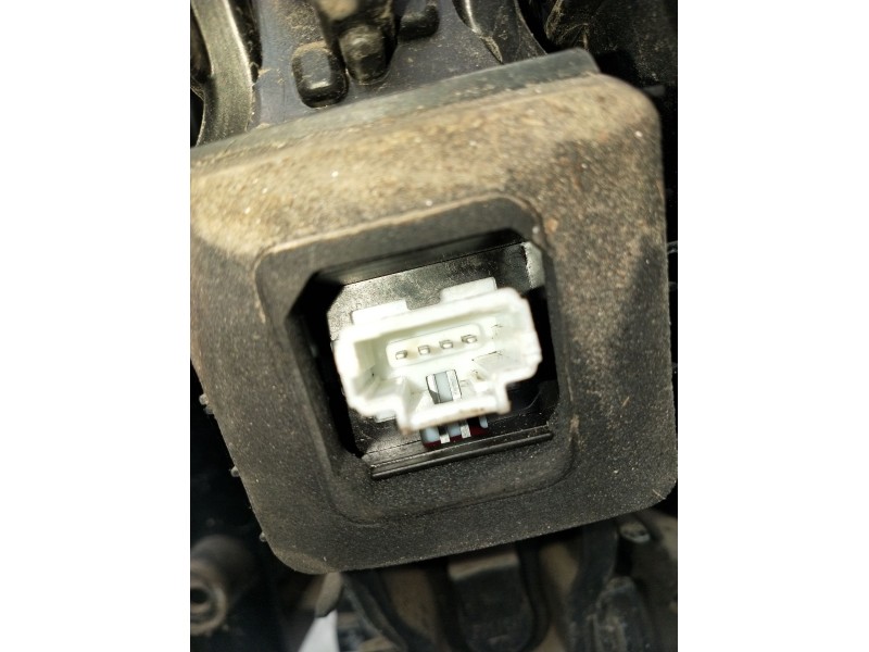 Recambio de piloto trasero izquierdo para renault scénic iii (jz0/1_) 1.5 dci (jz02, jz0r) referencia OEM IAM 265558940R  2009