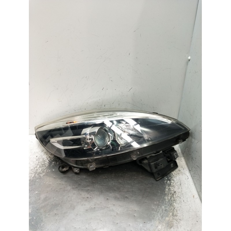 Recambio de faro derecho para renault scénic iii (jz0/1_) 1.5 dci (jz02, jz0r) referencia OEM IAM 260106928R 89906002 2009