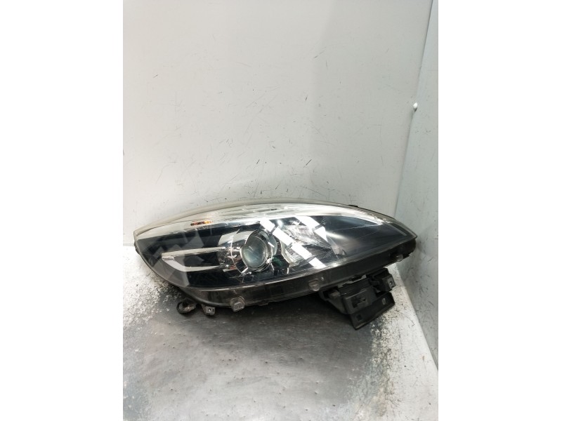 Recambio de faro derecho para renault scénic iii (jz0/1_) 1.5 dci (jz02, jz0r) referencia OEM IAM 260106928R 89906002 2009