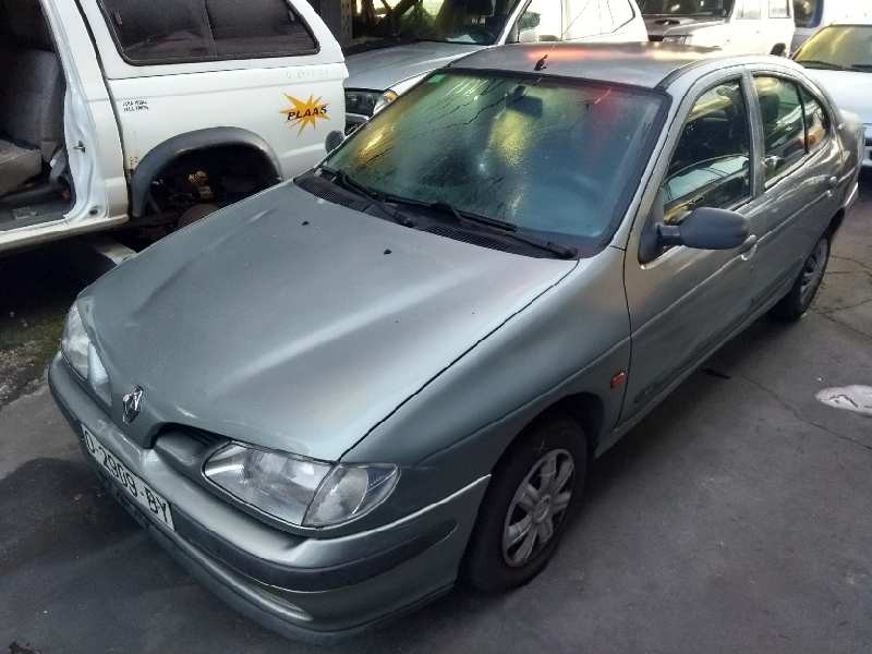 renault megane i classic (la0) del año 1998
