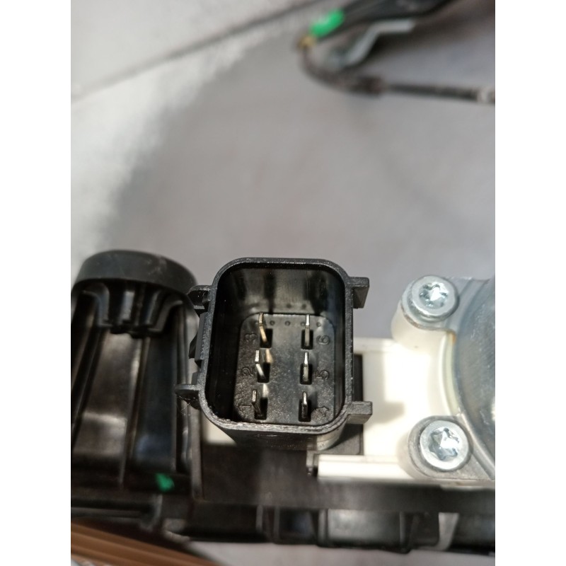 Recambio de elevalunas delantero derecho para land rover discovery sport (l550) 2.0 d 4x4 referencia OEM IAM C39789101 240274202
