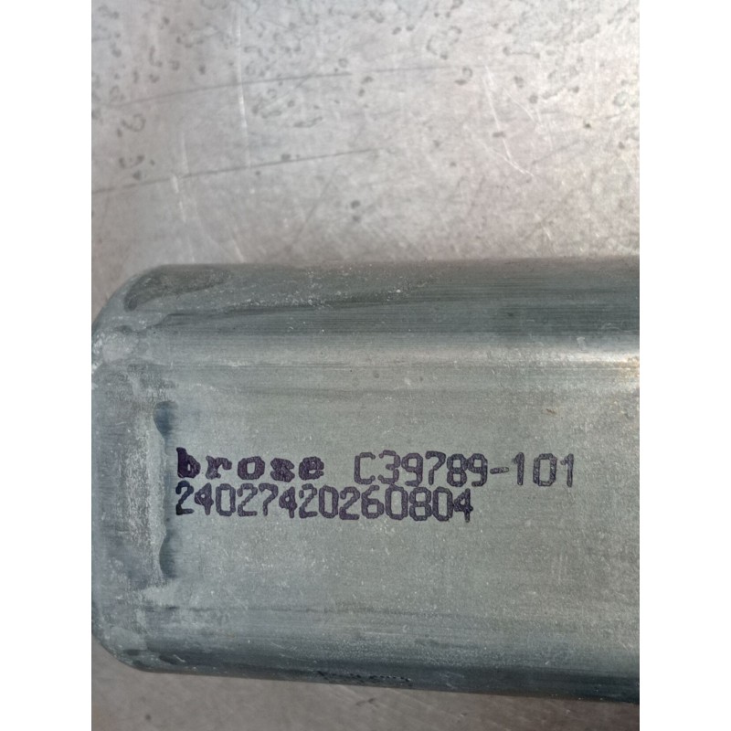Recambio de elevalunas delantero derecho para land rover discovery sport (l550) 2.0 d 4x4 referencia OEM IAM C39789101 240274202