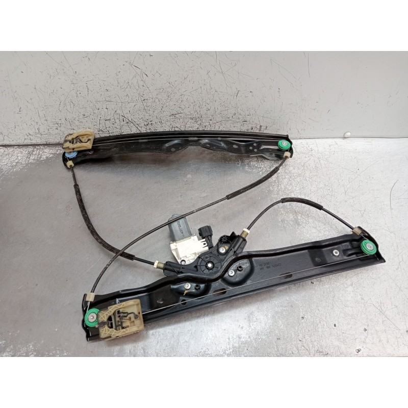 Recambio de elevalunas delantero izquierdo para land rover discovery sport (l550) 2.0 d 4x4 referencia OEM IAM C39790101 0303742