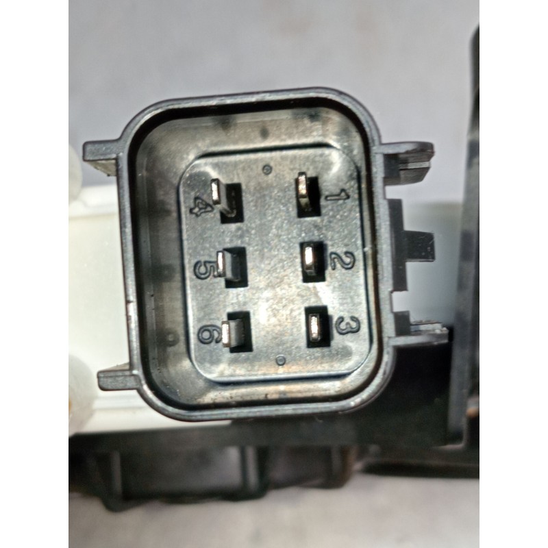Recambio de elevalunas delantero izquierdo para land rover discovery sport (l550) 2.0 d 4x4 referencia OEM IAM C39790101 0303742
