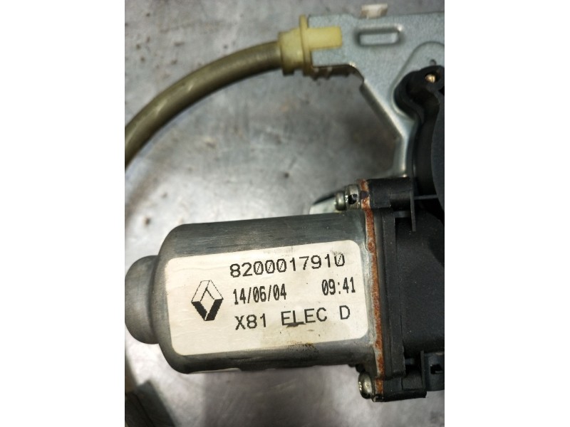 Recambio de elevalunas trasero derecho para renault espace iv (jk0/1_) 2.2 dci (jk0h) referencia OEM IAM 8200017910 5P 2003