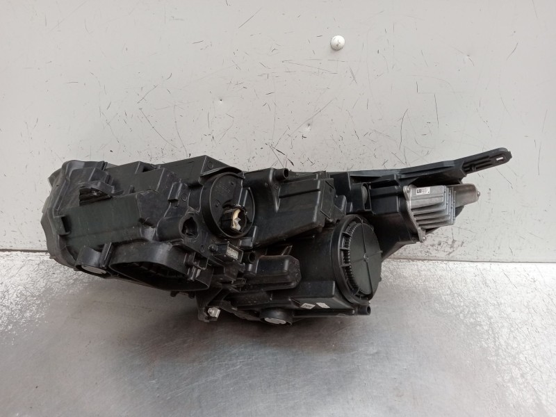 Recambio de faro derecho para opel crossland x / crossland (p17, p2qo) 1.2 (75) referencia OEM IAM 39153539 462161423 