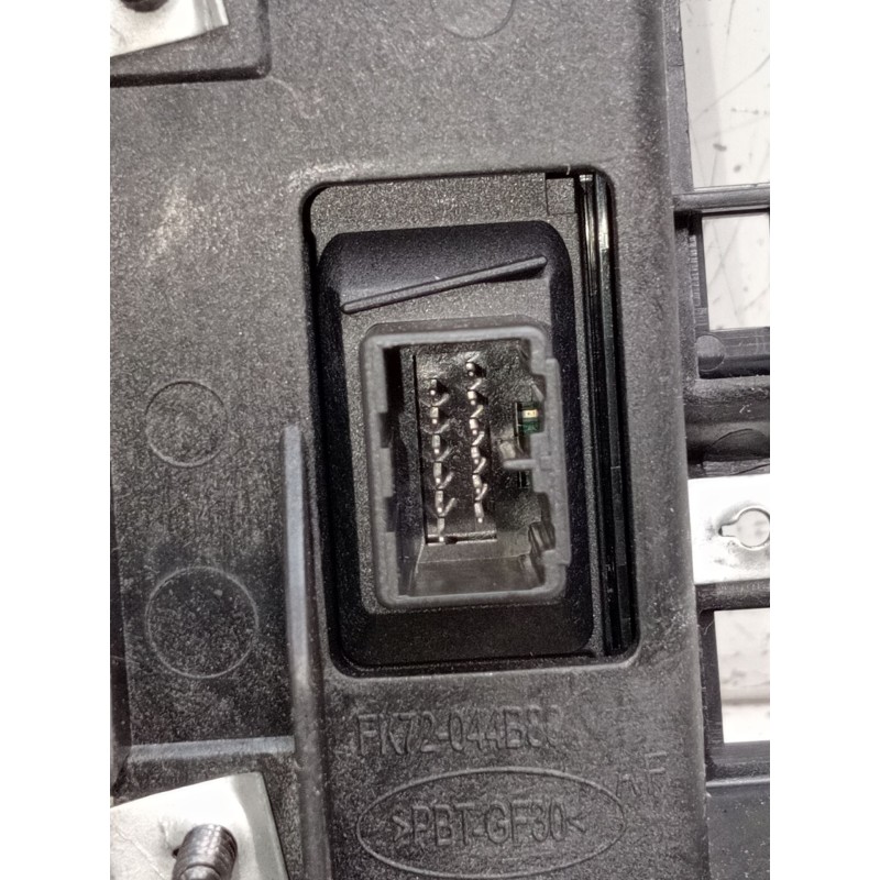 Recambio de pantalla multifuncion para land rover discovery sport (l550) 2.0 d 4x4 referencia OEM IAM FK7219C299AC  2015