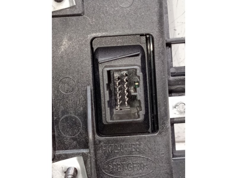 Recambio de pantalla multifuncion para land rover discovery sport (l550) 2.0 d 4x4 referencia OEM IAM FK7219C299AC  2015