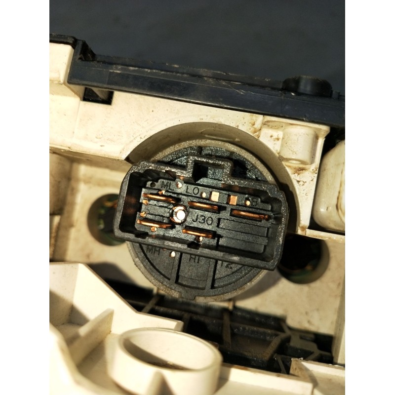 Recambio de mando calefaccion / aire acondicionado para mitsubishi l200 / triton (ka_t, kb_t) 2.5 di-d 4wd (kb4t) referencia OEM