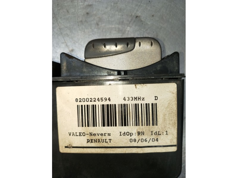 Recambio de conmutador de arranque para renault espace iv (jk0/1_) 2.2 dci (jk0h) referencia OEM IAM 8200224594  2003