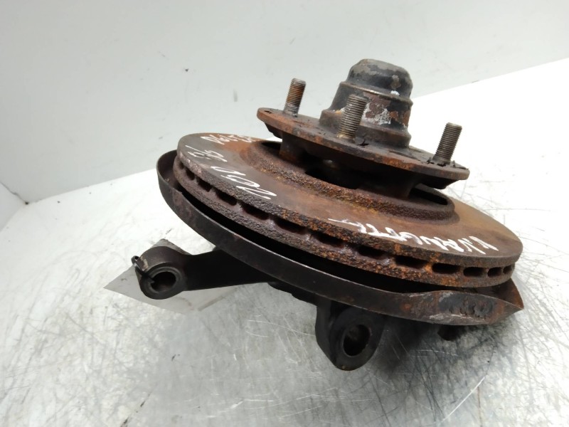 Recambio de mangueta delantera izquierda para nissan vanette (c 220) 2.0 diesel referencia OEM IAM   