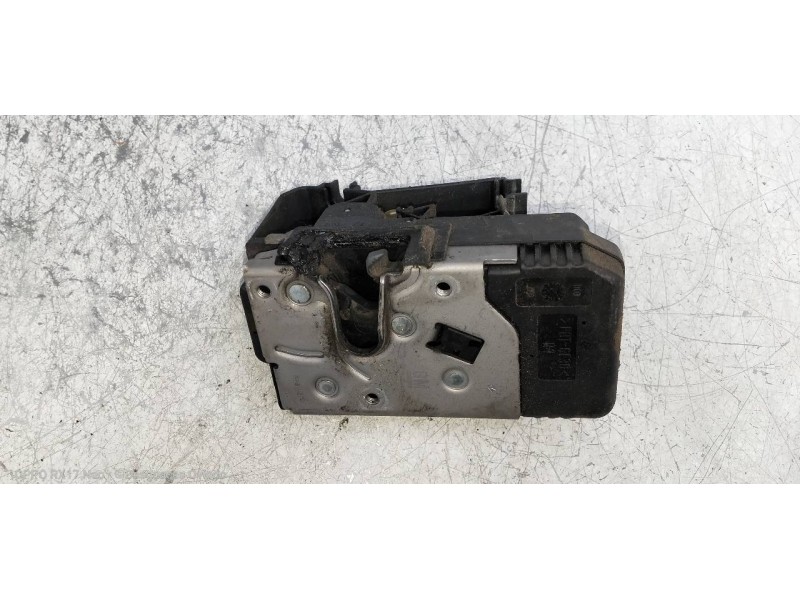 Recambio de motor cierre centralizado delantero derecho para opel combo (corsa c) familiar referencia OEM IAM 24434885  