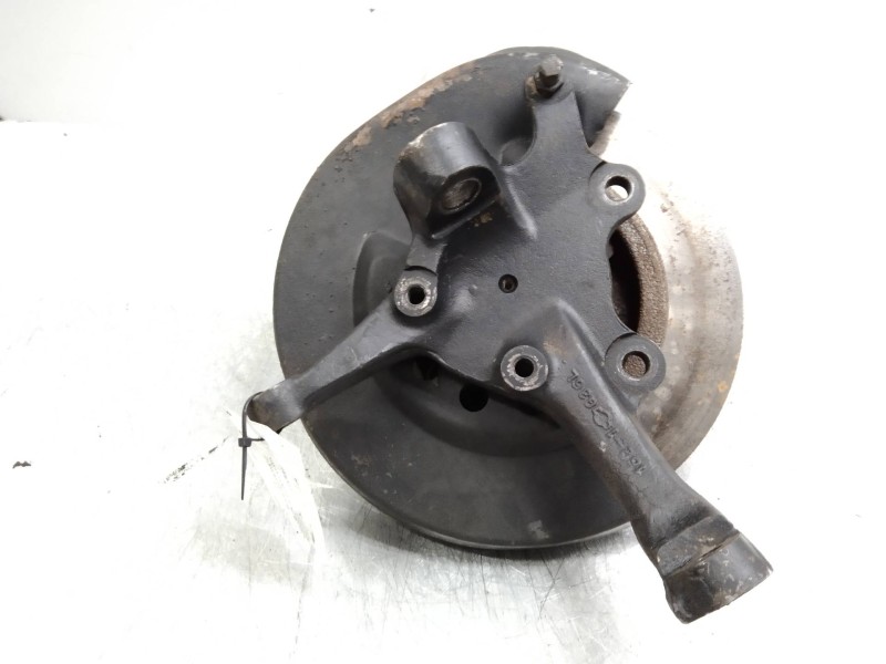 Recambio de mangueta delantera izquierda para nissan vanette (c 220) 2.0 diesel referencia OEM IAM   