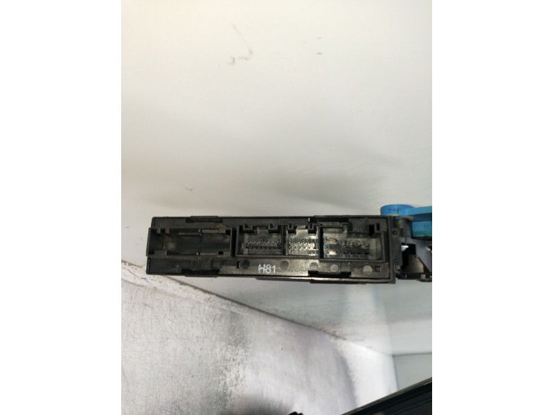 Recambio de elevalunas trasero derecho para audi a4 b6 (8e2) 2.0 referencia OEM IAM 8E0839462A 4P 2001