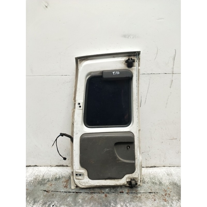 Recambio de puerta trasera derecha para opel combo furgoneta/monovolumen 1.7 di 16v referencia OEM IAM  5P 2001