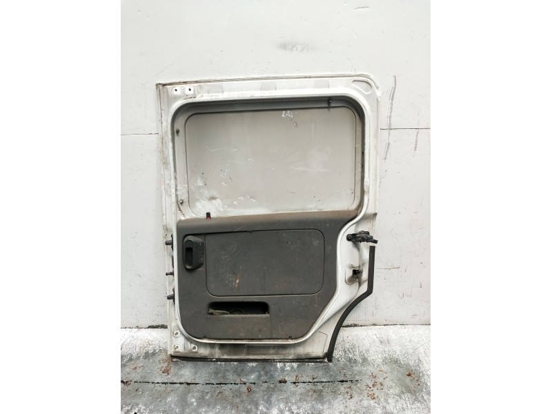 Recambio de puerta lateral corredera derecha para opel combo furgoneta/monovolumen 1.7 di 16v referencia OEM IAM  5P 2001