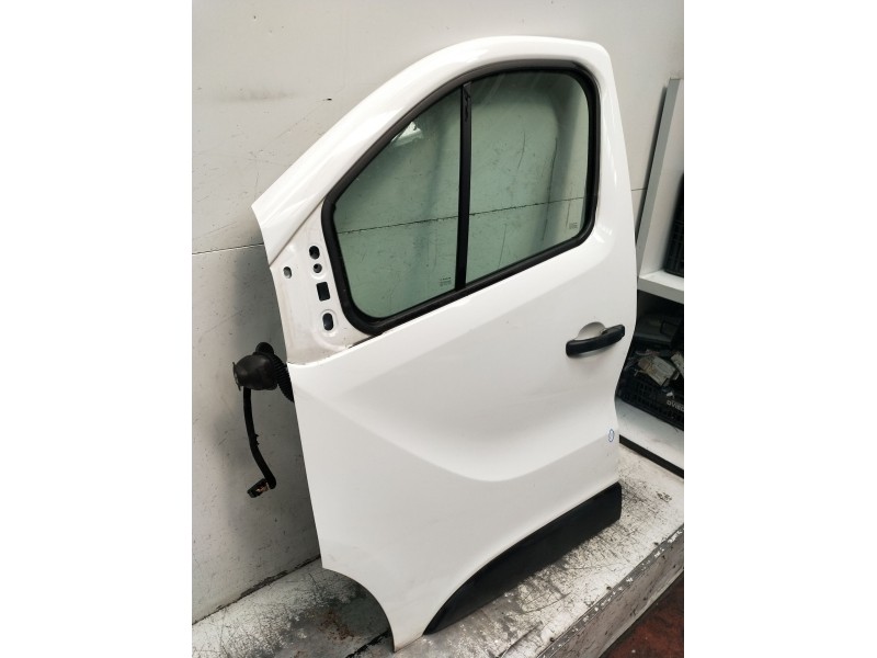 Recambio de puerta delantera izquierda para renault trafic iii furgoneta (fg_) 1.6 dci 95 (fgmj, fgmr) referencia OEM IAM   