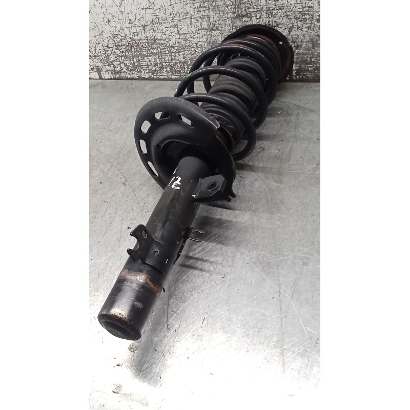 Recambio de amortiguador delantero izquierdo para opel crossland x / crossland (p17, p2qo) 1.2 (75) referencia OEM IAM 984111978