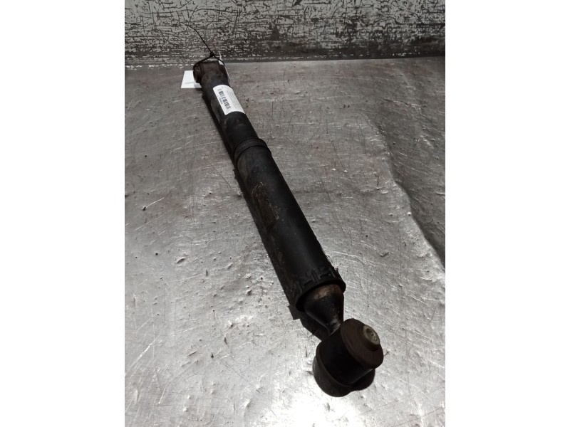 Recambio de amortiguador trasero izquierdo para opel crossland x / crossland (p17, p2qo) 1.2 (75) referencia OEM IAM   21