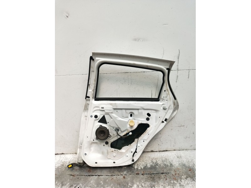 Recambio de puerta trasera derecha para renault zoe (bfm_) zoe referencia OEM IAM VER FOTOS 5P 2016