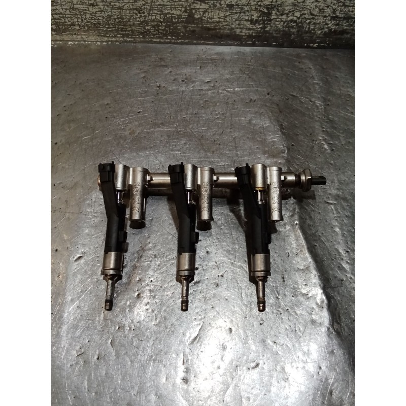 Recambio de rampa inyectora para opel crossland x / crossland (p17, p2qo) 1.2 (75) referencia OEM IAM 9811353880 2331200186 21