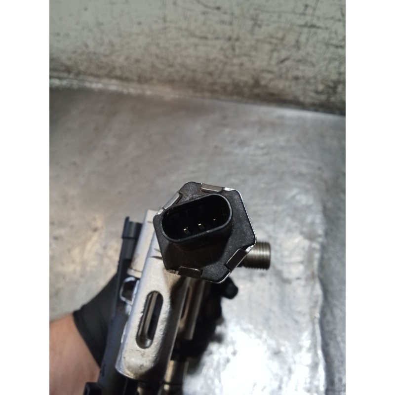 Recambio de rampa inyectora para opel crossland x / crossland (p17, p2qo) 1.2 (75) referencia OEM IAM 9811353880 2331200186 21