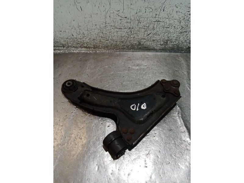 Recambio de brazo suspension inferior delantero derecho para opel combo furgoneta/monovolumen 1.7 di 16v referencia OEM IAM   01
