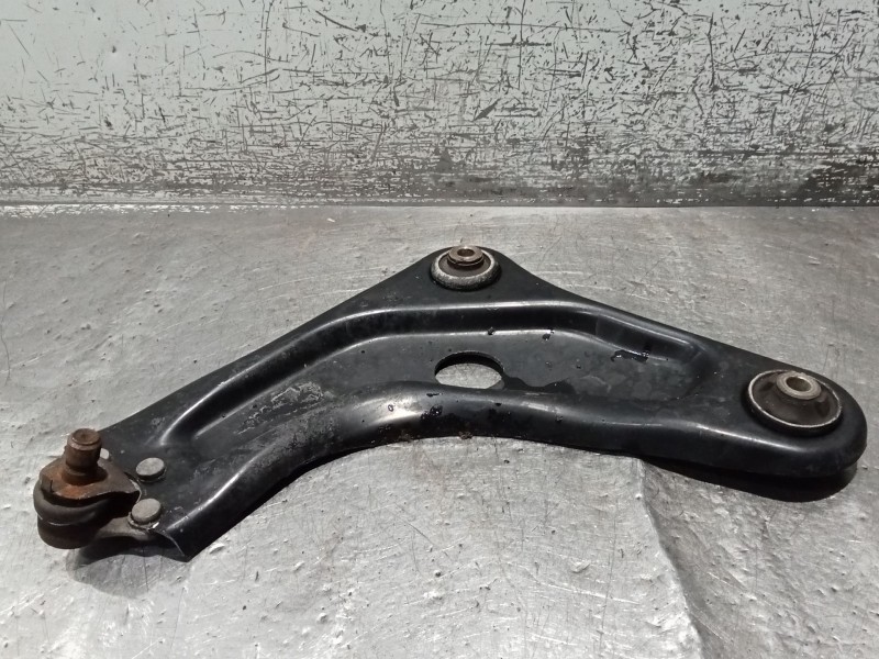 Recambio de brazo suspension inferior delantero izquierdo para opel crossland x / crossland (p17, p2qo) 1.2 (75) referencia OEM 