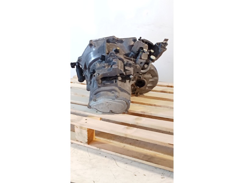 Recambio de caja cambios para opel crossland x / crossland (p17, p2qo) 1.2 (75) referencia OEM IAM 20V247 6V 1176015