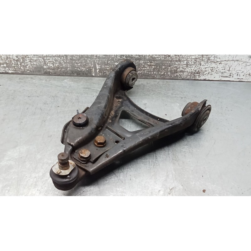 Recambio de brazo suspension inferior delantero derecho para renault kangoo express (fc0/1_) d 65 1.9 (fc0e, fc02, fc0j, fc0n) r