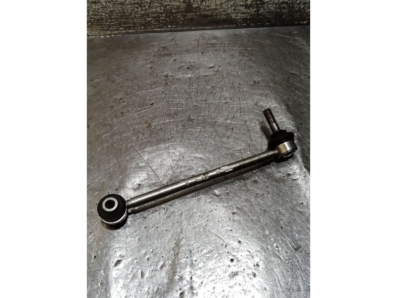 Recambio de brazo suspension superior trasero derecho para peugeot 406 (8b) 1.9 td referencia OEM IAM  95 ANTERIOR