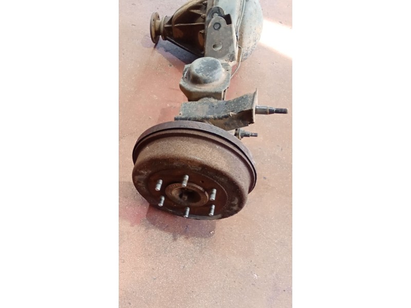 Recambio de puente trasero para nissan terrano ii (r20) 2.7 td 4wd referencia OEM IAM TAMBOR  