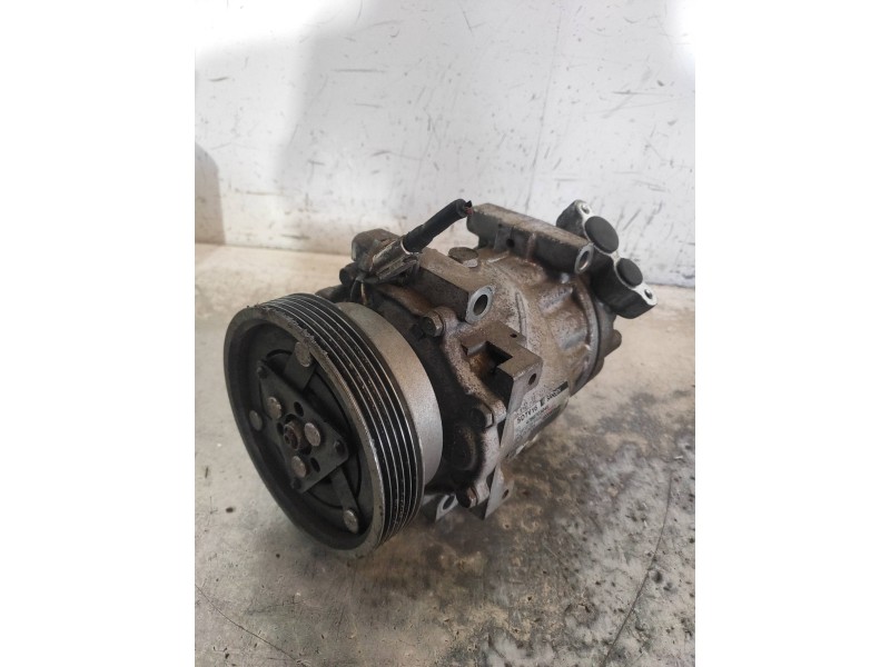 Recambio de compresor aire acondicionado para dacia sandero ambiance referencia OEM IAM SD7V161060 8200802608 