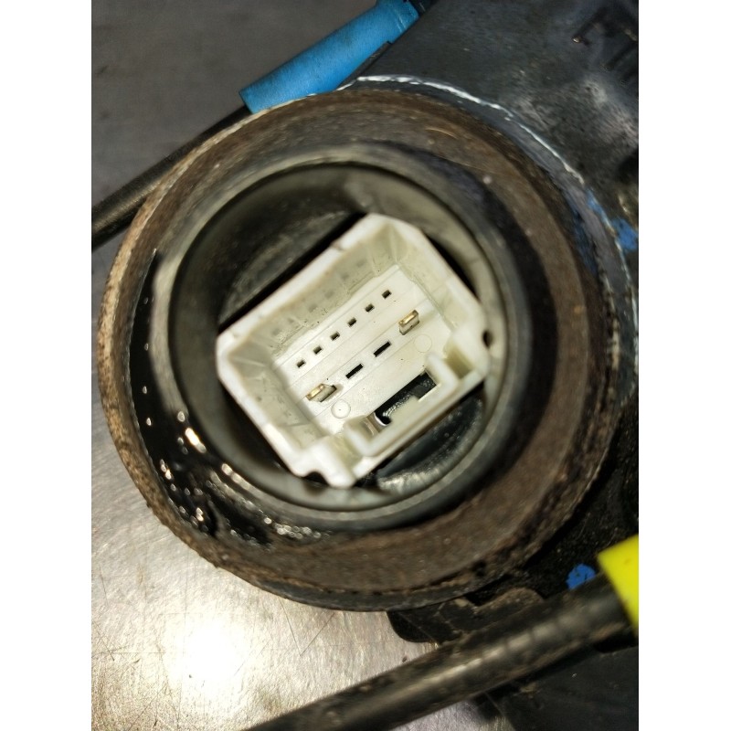 Recambio de motor cierre centralizado trasero izquierdo para toyota auris (_e15_) 2.0 d-4d (ade150_) referencia OEM IAM  5P 2006