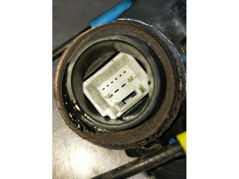 Recambio de motor cierre centralizado trasero izquierdo para toyota auris (_e15_) 2.0 d-4d (ade150_) referencia OEM IAM  5P 2006