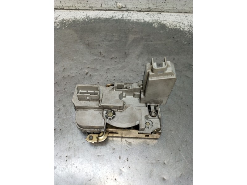 Recambio de motor cierre centralizado delantero derecho para peugeot 307 (3a/c) 1.6 16v referencia OEM IAM  5P 2005