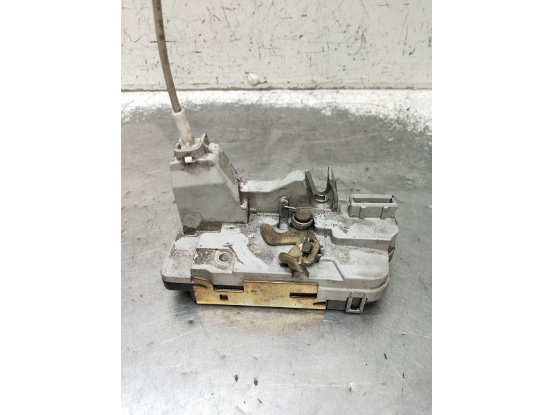 Recambio de motor cierre centralizado trasero izquierdo para peugeot 307 (3a/c) 1.6 16v referencia OEM IAM  5P 2005