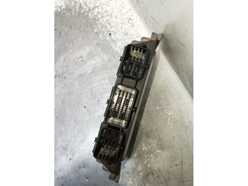 Recambio de centralita motor uce para peugeot 307 (3a/c) 1.6 16v referencia OEM IAM 0261201610 9663394680 1039S17387 2005
