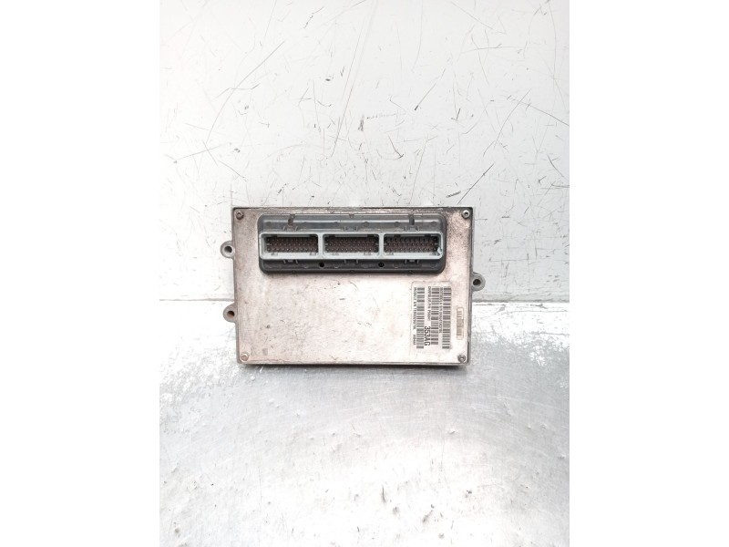 Recambio de centralita motor uce para jeep gr.cherokee (wj/wg) 3.1 td cat referencia OEM IAM P56041353AG  