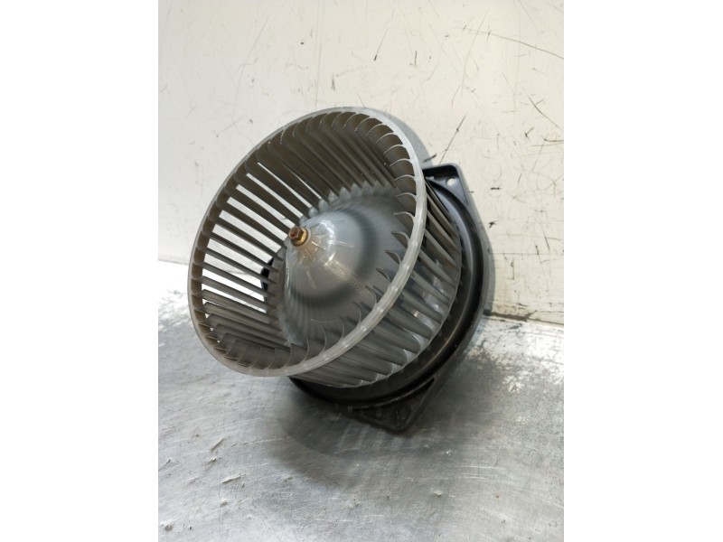 Recambio de motor calefaccion para ssangyong kyron 2.0 xdi referencia OEM IAM 40510440  2005